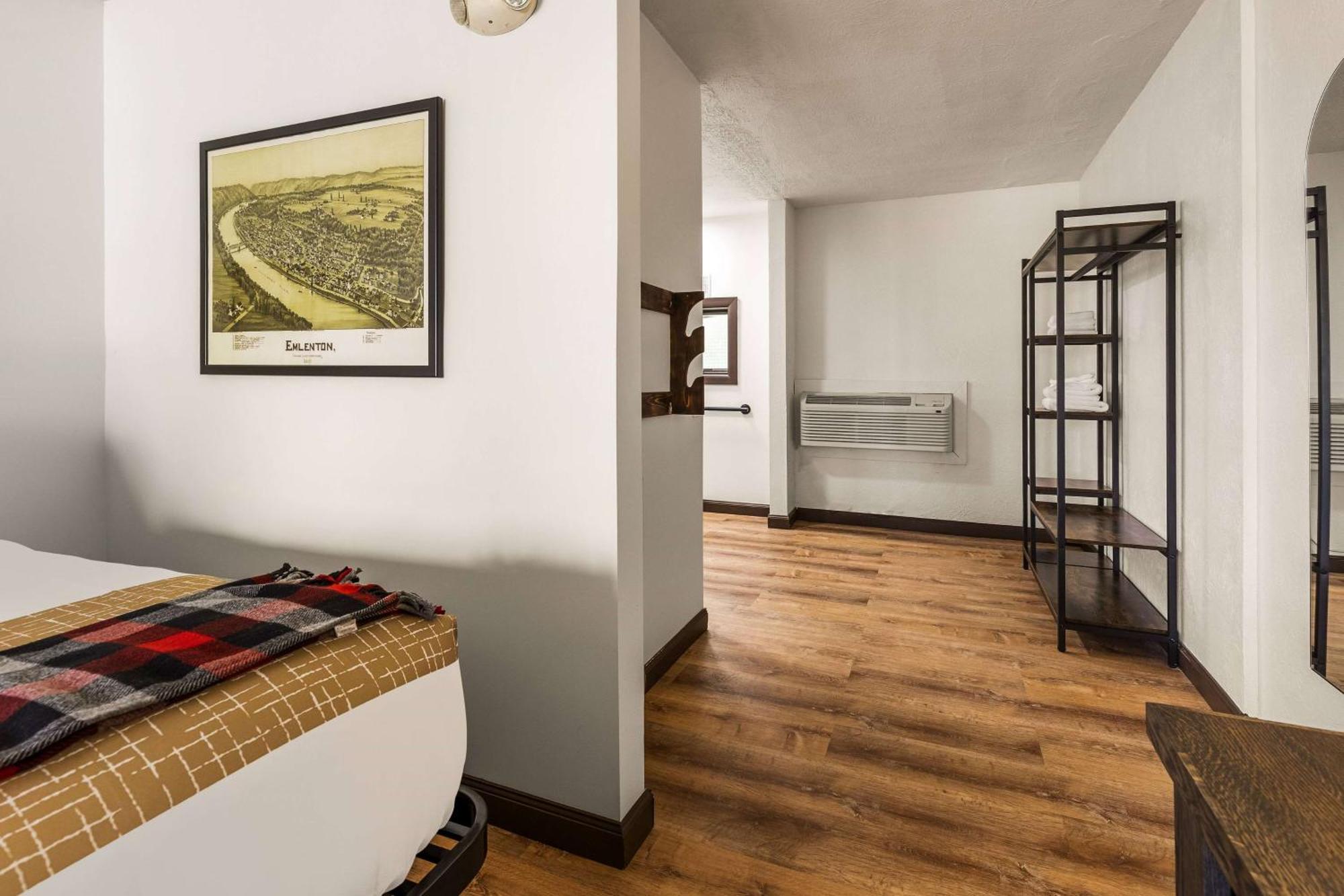 Travelodge By Wyndham Emlenton Zewnętrze zdjęcie